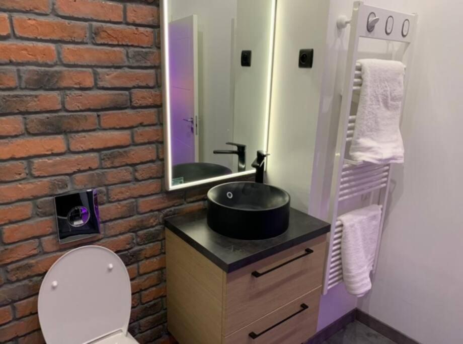 Appartement Spa - Nahleo Industriel Dole Luaran gambar